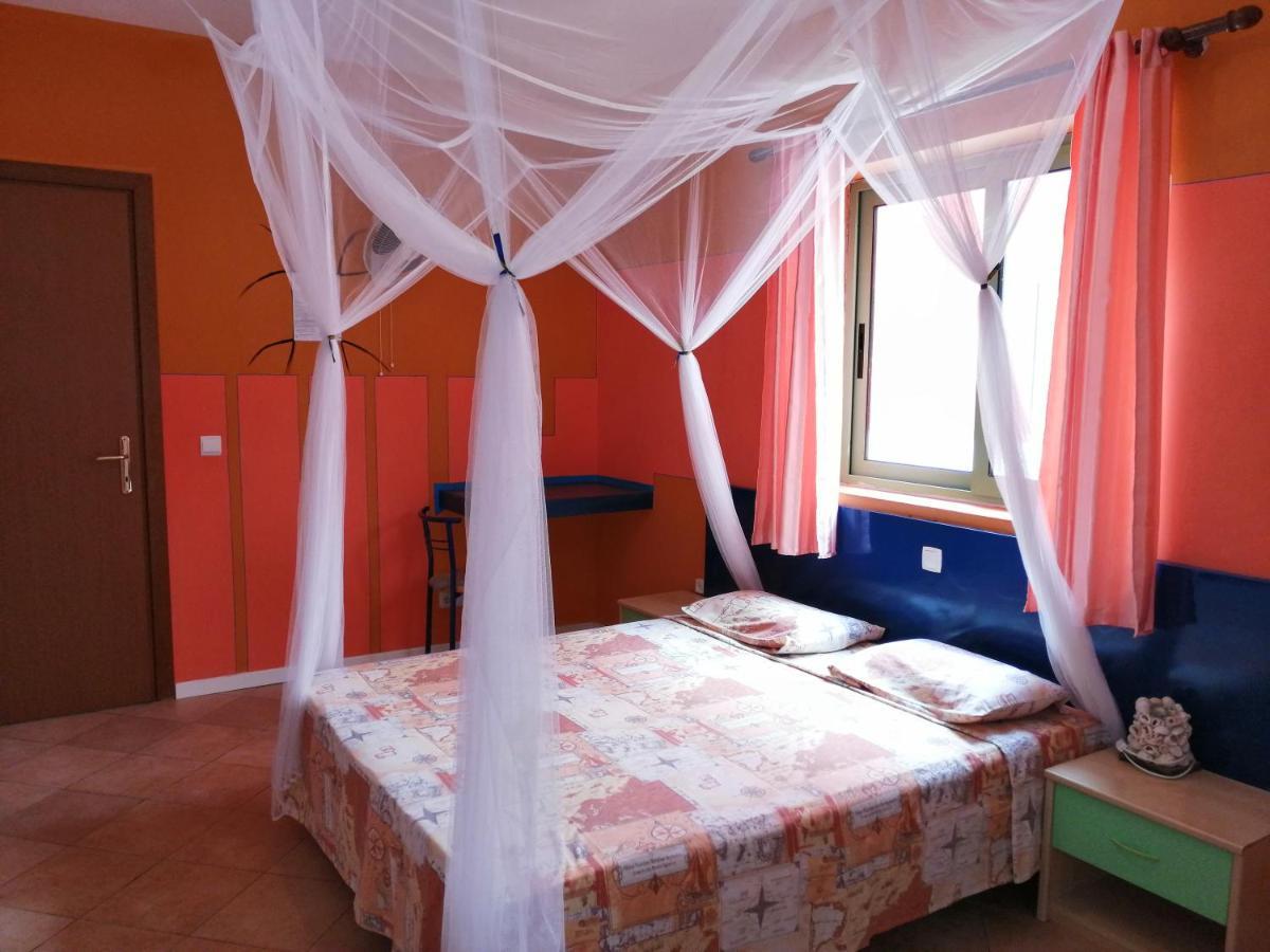B&B Salinas Boa Vista Wifi Free Sal Rei Kültér fotó