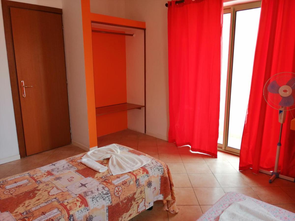 B&B Salinas Boa Vista Wifi Free Sal Rei Kültér fotó